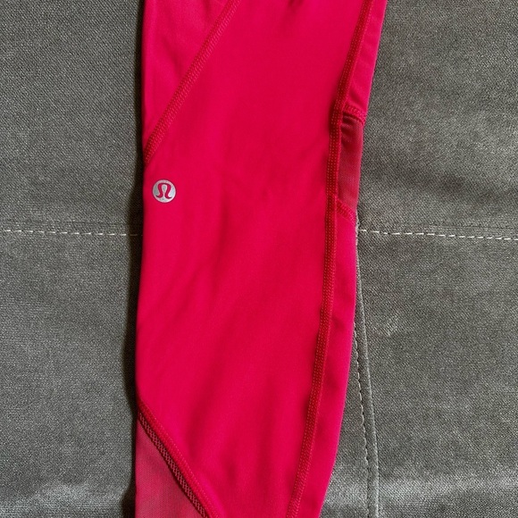 Lululemon Athletica Bold Pink Leggings - Picture 3 of 8